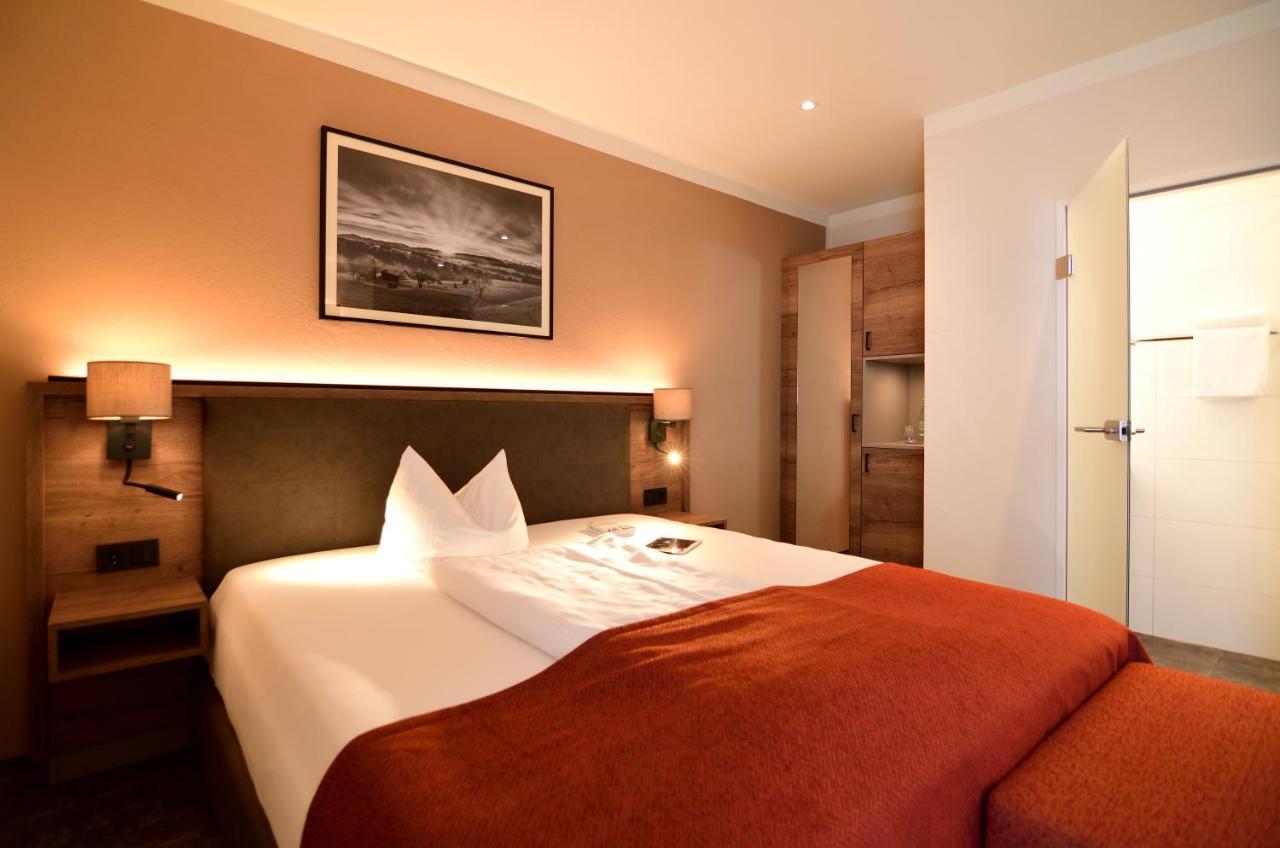 Lindenberger Hof Hotel Линденберг-им-Алгой Екстериор снимка