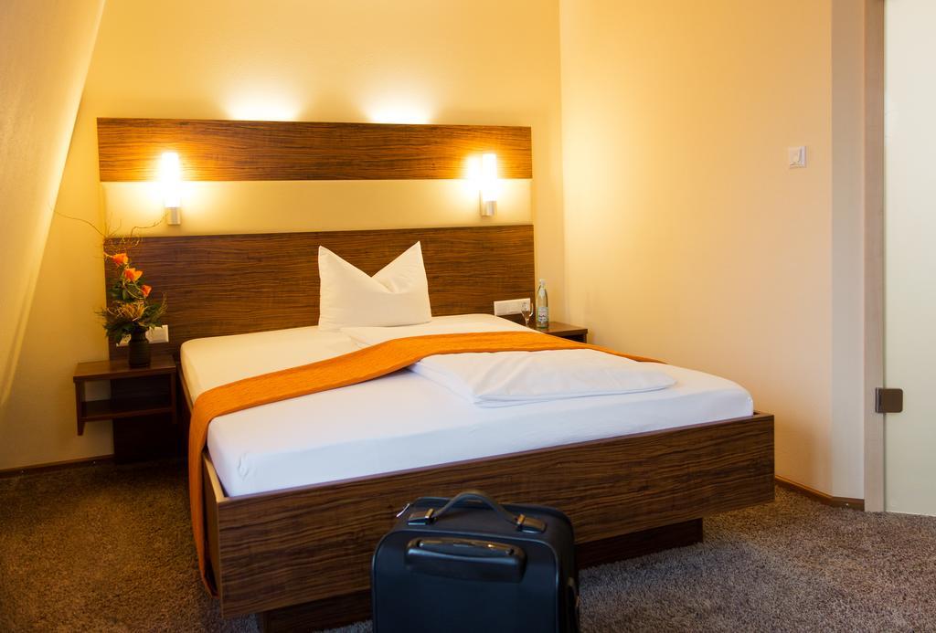 Lindenberger Hof Hotel Линденберг-им-Алгой Екстериор снимка